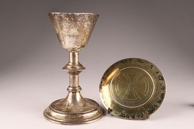 English Sterling Silver Chalice with Paten. London England Sterling Silver Chalice with Paten 