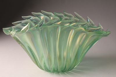 BAROVIER 1930s Iridati Glass Ruffled Rim Bowl, Seafoam Green. This Barovier bowl dates to the 