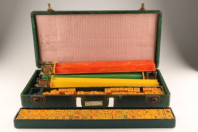 Antique or Vintage Bakelite Mahjong Set Game. A classic vintage American Mahjong set 
