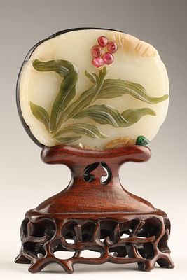 Antique Chinese Jade Plaque Screen, Flowers. Antique Chinese Jade Plaque Screen 
A decorative 