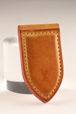 Louis Vuitton Vachetta Pince Money Clip M64692. Louis Vuitton Money Clip with tan leather 