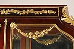 French Louis XV Gilt-bronze Mounted Vitrine Signed Francois Linke. French Louis XV gilt-bronze Image - 4