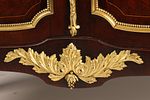French Louis XV Gilt-bronze Mounted Vitrine Signed Francois Linke. French Louis XV gilt-bronze Image - 12