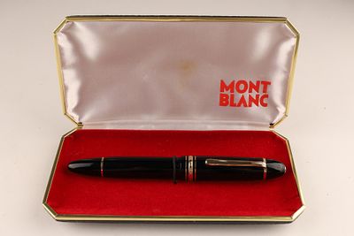 Mont Blanc Meisterstruck No. 149 Fountain Pen 14K Gold Nib, 5.75 inches in total length. Comes 