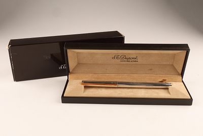 S.T. Dupont Line 2 Silver Fountain Pen 18K Gold Nib . S.T. Dupont Line 2 Silver Fountain Pen 18K 