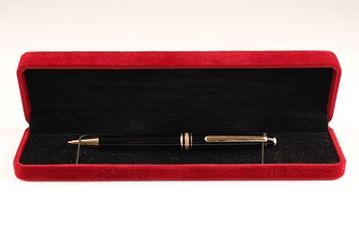 Montblanc Meisterstuck Classique Mechanical Pencil. Authentic 5.5-inch Montblanc Meisterstuck 