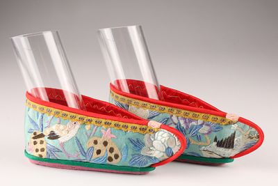 Pair of Chinese Qing Satin Embroidered Lotus Shoes Bound Feet. THE SIMON CHANG COLLECTION - 