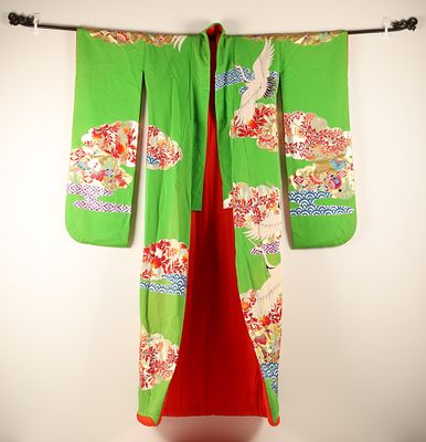 Japanese Vintage Uchikake Apple Green Silk Bridal Marriage Kimono. THE SIMON CHANG COLLECTION - 