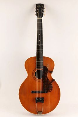 Antique The Gibson L-1 Archtop Acoustic Guitar C. 1916. Antique vintage The Gibson L-1 archtop 