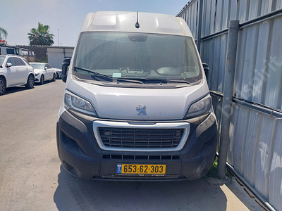 פיג'ו בוקסר מודל 2024. . מחיר מחירון: ₪238,900מפתח: יש.