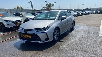 טויוטה קורולה HSD SDN מודל 2019. 171,705 ק"מ. מחיר מחירון: ₪100,000
גימור: SUN, מפתח: יש.