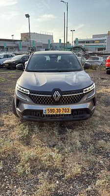 רנו AUSTRAL מודל 2023. 
גימור: EQUILIBRE PL, מפתח: יש.