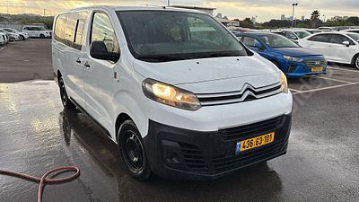 סיטרואן ג'מפי מודל 2018. 
גימור: LARGE N1, מפתח: יש.