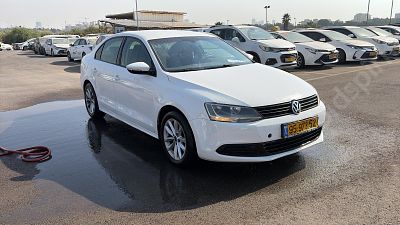 פולקסווגן ג'טה מודל 2014. בעלות נוכחית: פרטי. מחיר מחירון: ₪23,800מפתח: יש.