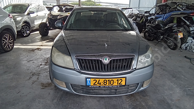 סקודה אוקטביה מודל 2013. . מחיר מחירון: ₪21,000מפתח: יש.
חלון דלת נהג שבור מצבר חסר מתג הנעה לא 