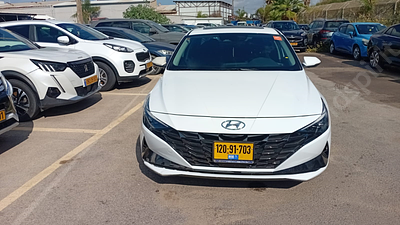 יונדאי אלנטרה מודל 2022. 
גימור: HEV SUPREME, מפתח: יש.