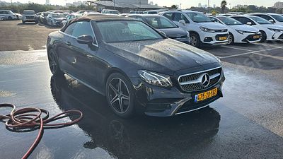 מרצדס E200 מודל 2021. 
גימור: AMG, מפתח: יש.