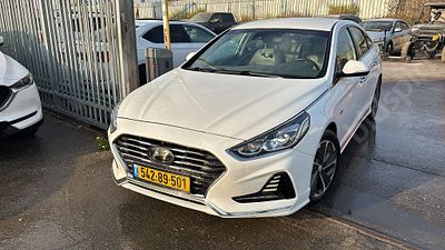 יונדאי סונטה היברידי מודל 2019. 
גימור: PREMIUM, מפתח: יש.