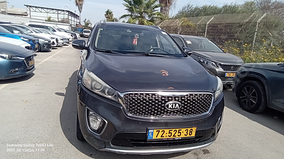 קיה סורנטו מודל 2016. מפתח: יש.