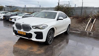 ב.מ.וו. X6 XDRIVE 30D מודל 2023. 
גימור: M SUPRIOR, מפתח: יש.