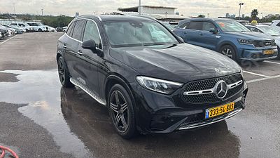 מרצדס GLC200 4MATIC מודל 2023. 
גימור: PRM AMG LINE, מפתח: יש.
