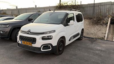 סיטרואן ברלינגו מודל 2021. מפתח: יש.