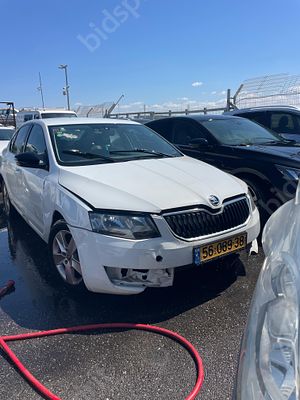 סקודה אוקטביה מודל 2017. 
גימור: 14 IN, מפתח: יש.