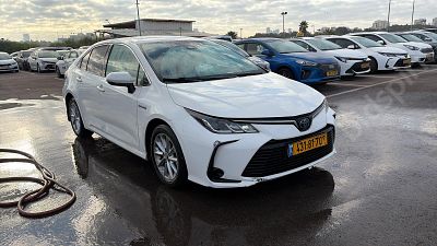 טויוטה קורולה החדשה HSD SDN מודל 2021. . מחיר מחירון: ₪109,000
גימור: SUN, מפתח: יש.