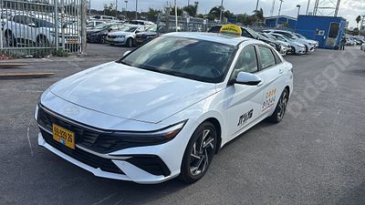יונדאי אלנטרה HEV מודל 2025 (מונית). . מחיר מחירון: ₪89,000
גימור: SUPREME T, מפתח: יש.
יש 