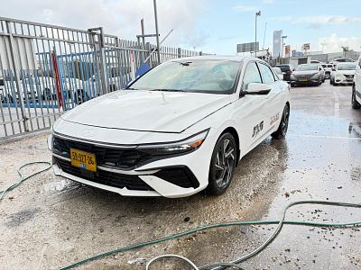 יונדאי אלנטרה HEV מודל 2025 (מונית). . מחיר מחירון: ₪89,000
גימור: SUPREME T, מפתח: יש.
יש 