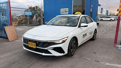 יונדאי אלנטרה HEV מודל 2025 (מונית). . מחיר מחירון: ₪89,000
גימור: SUPREME T, מפתח: יש.
יש 