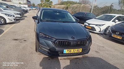 סקודה אוקטביה מודל 2022. . מחיר מחירון: ₪93,000מפתח: יש.