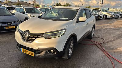 רנו קאדג'ר מודל 2018. מפתח: יש.