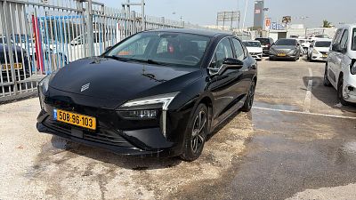 אי וי אי סי LIMO מודל 2023. . מחיר מחירון: ₪89,600
גימור: PREMIUM TECH, מפתח: יש.