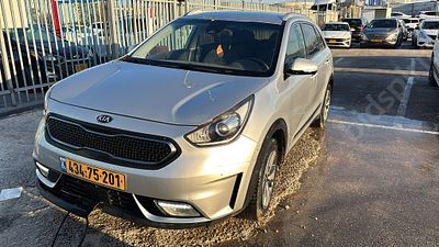 קיה נירו מודל 2019. . מחיר מחירון: ₪94,000
גימור: LX, מפתח: יש.