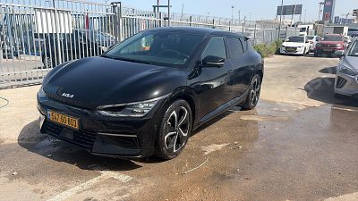 קיה EV6 מודל 2023. . מחיר מחירון: ₪152,800
גימור: GT LINE TOP, מפתח: יש.