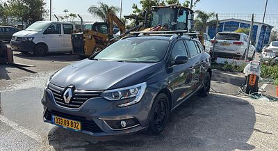 רנו מגאן מודל 2021. . מחיר מחירון: ₪76,200מפתח: יש.