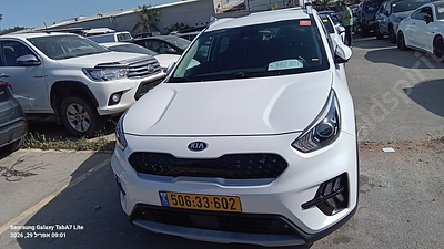 קיה נירו מודל 2021. . מחיר מחירון: ₪111,000
גימור: PHEV EX, מפתח: יש.