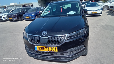 סקודה קארוק מודל 2019. . מחיר מחירון: ₪69,350
גימור: PREMIUM, מפתח: יש.
נזק דלת נהג