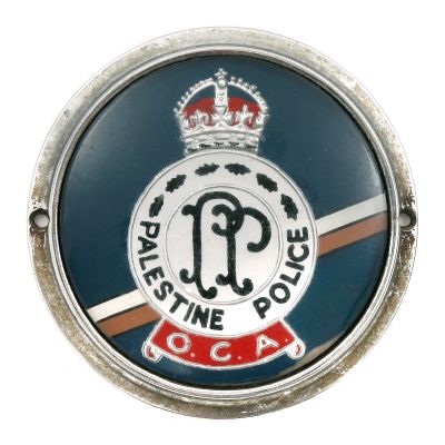 סמל למכונית – משטרת המנדט. סמל של ה-Old Comrades Association של משטרת המנדט. [ארץ ישראל, שנות 