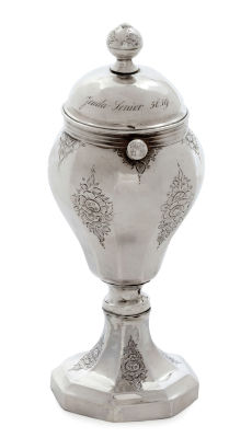 Silver Spice Container Owned by Jeudah Senior of Cura&ccedil;ao-Venezuela – The Caribbean Islands 