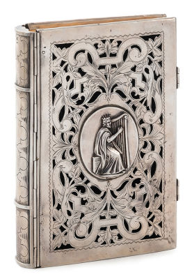 Prayer Book with Ladino Translation – Elegant Silver Binding, Decorated with Figures of Moses 