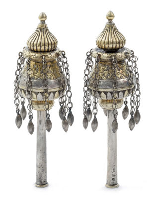 Pair of Torah Finials – Musmeah Yeshua Synagogue, Rangoon, Burma, 1887/8. Pair of Torah finials 