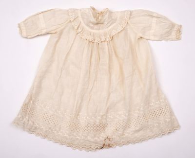Child's Dress Worn by Rebbetzin Chaya Mushka Schneersohn, Daughter of Rebbe Rayatz and Wife of 