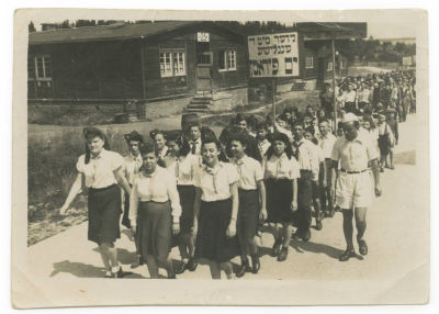 Collection of Photographs – She'erit HaPletah in Europe – Hashomer HaTza'ir in Jordenbad DP 