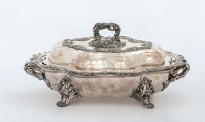Rosh Hashanah Chafing Dish, Owned by the Tzemach Tzedek – Purchased for Him by His Son, the 