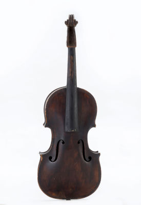 Viola Purchased by Rebbe Rayatz as Gift to His Daughters (Rebbetzins Chana Gurary, Chaya Mushka 