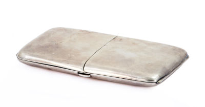 Silver Cigarette Case of Rebbe Rayatz . Silver cigarette case of Rebbe Yosef Yitzchak 
