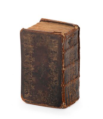 Festival Machzor – Amsterdam, 1740 – Miniature Format – Poem by Ramchal – Original Leather Binding.