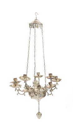 מנורת זיכרון מכסף מבית הכנסת "בית זלכה" בבגדאד – עיראק, המאה ה-19 – משפחת עדס. מנורת זיכרון 